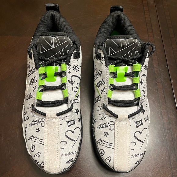 New Nike Air Sesh All Over Print Sneaker Shoes Size US 7 M / 8.5 W - Picture 5 of 12